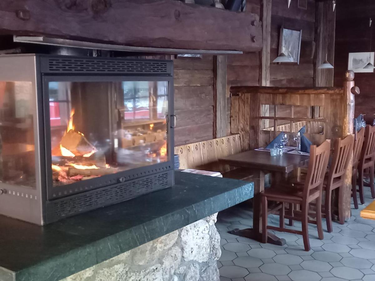 Le Catogne Hotel Orsières Екстериор снимка