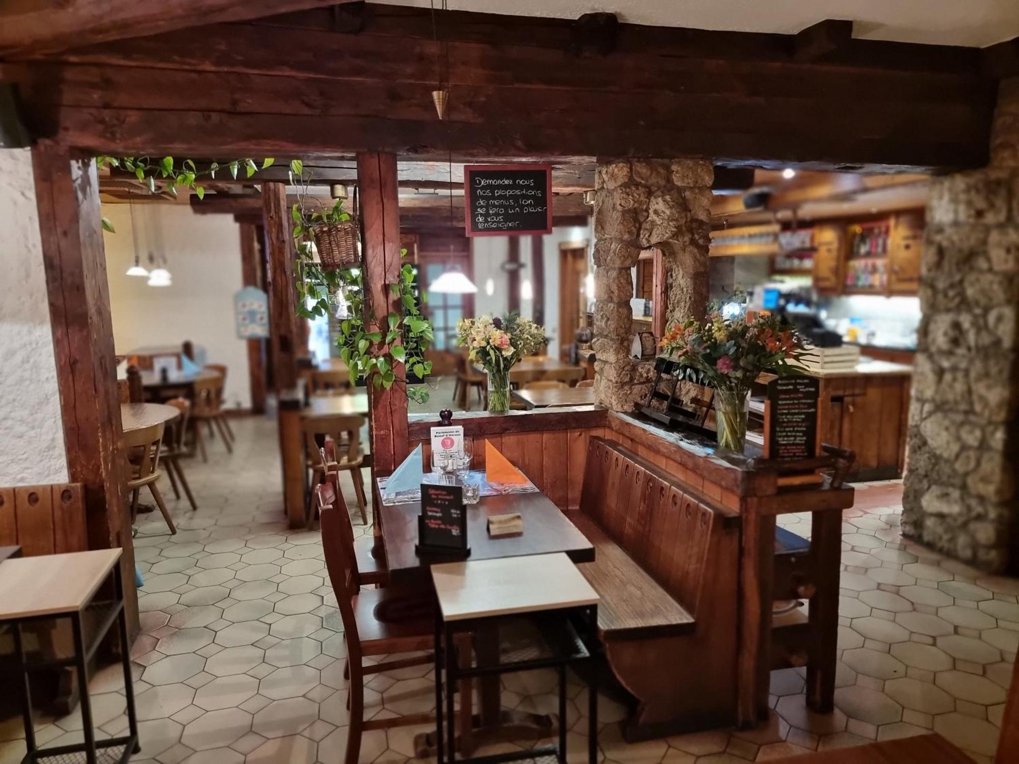 Le Catogne Hotel Orsières Екстериор снимка