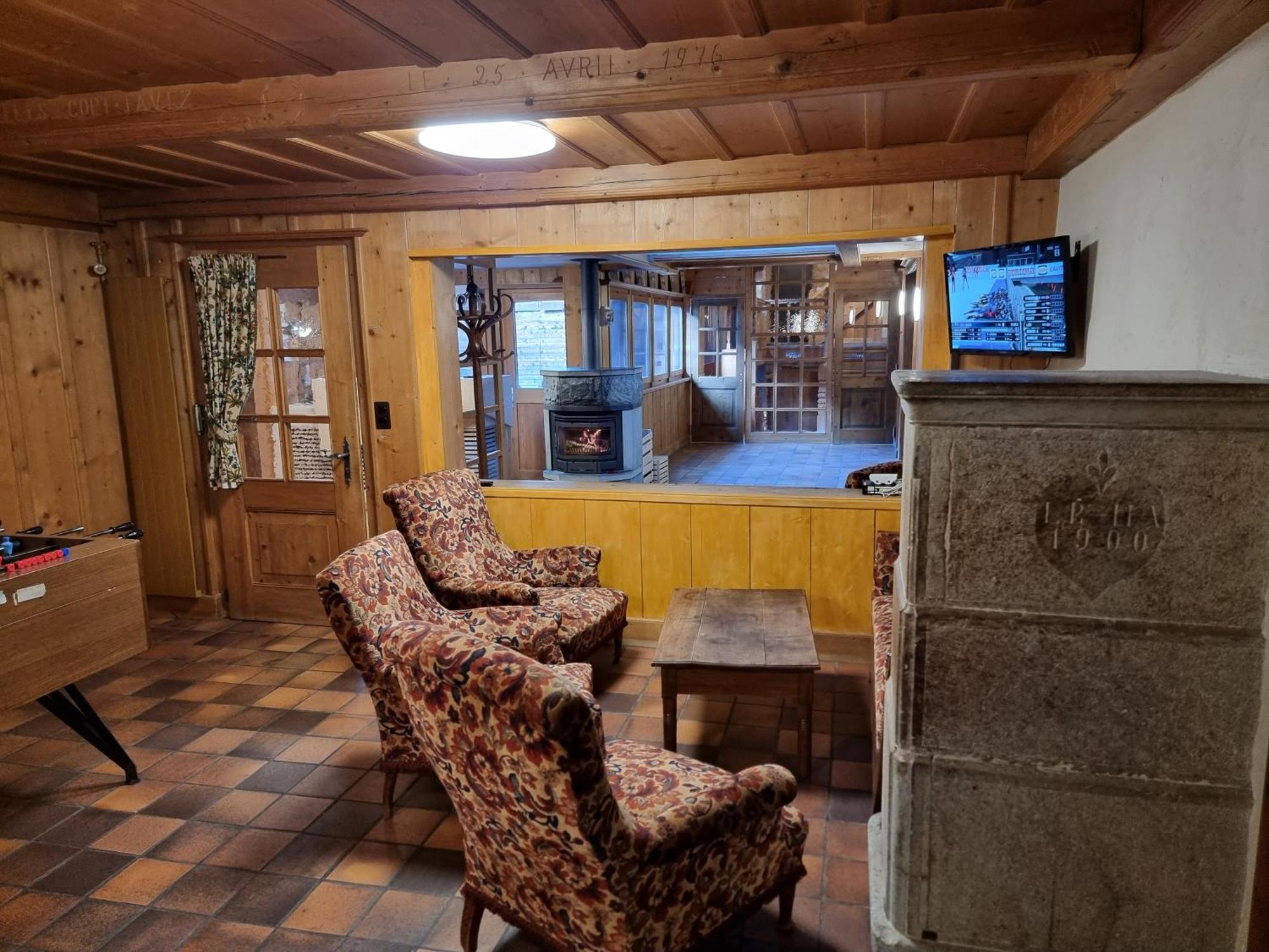 Le Catogne Hotel Orsières Екстериор снимка