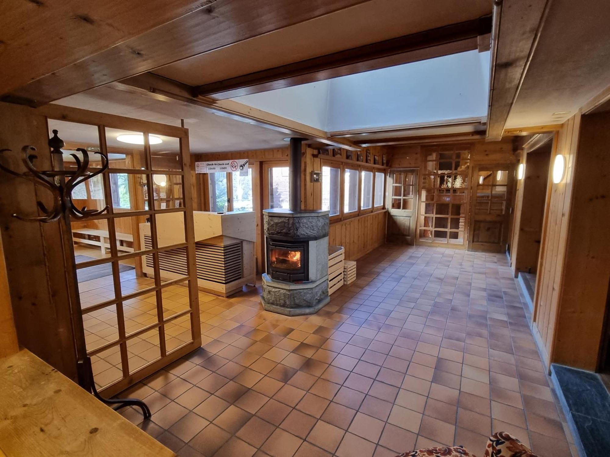 Le Catogne Hotel Orsières Екстериор снимка